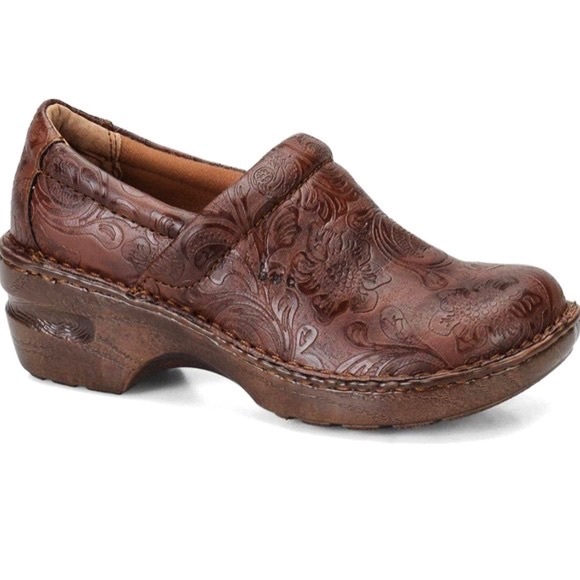 B.O.C. Peggy Slip-On Clog Nursing Clog Faux Leather Size 9 Embossed Deaign - Picture 14 of 15